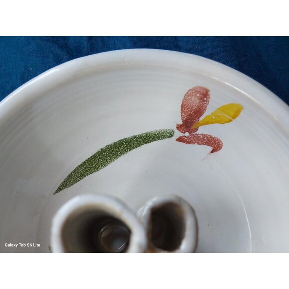 Studio pottery ikebana vase white red and yellow flowers floral greenery display - Picture 7 of 7